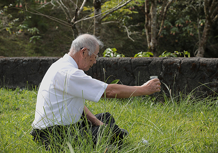 ーフィリピン戦没者慰霊巡拝ー<br>安らかに<br>吉田　隆之